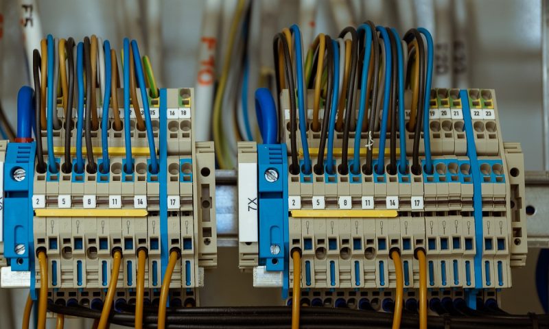 Branchements électriques sécurisés : normes et conseils