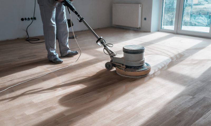 Le ponçage du parquet : techniques et outils